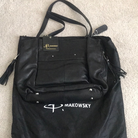 B. Makowsky - Picture 2 of 4